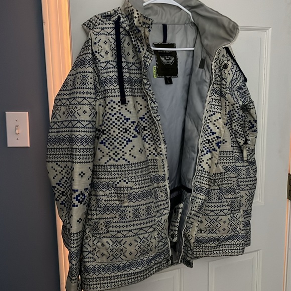 Women’s Burton Ski Jacket - Picture 4 of 5